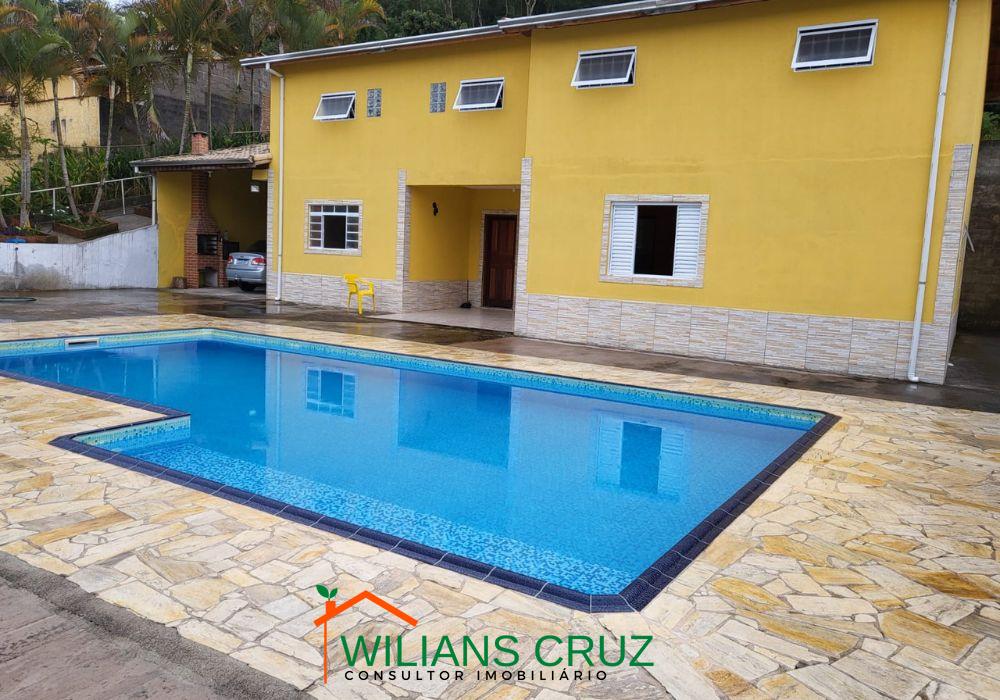 venda-de-casa-com-piscina-grande-em-sao-luiz-do-paraitinga